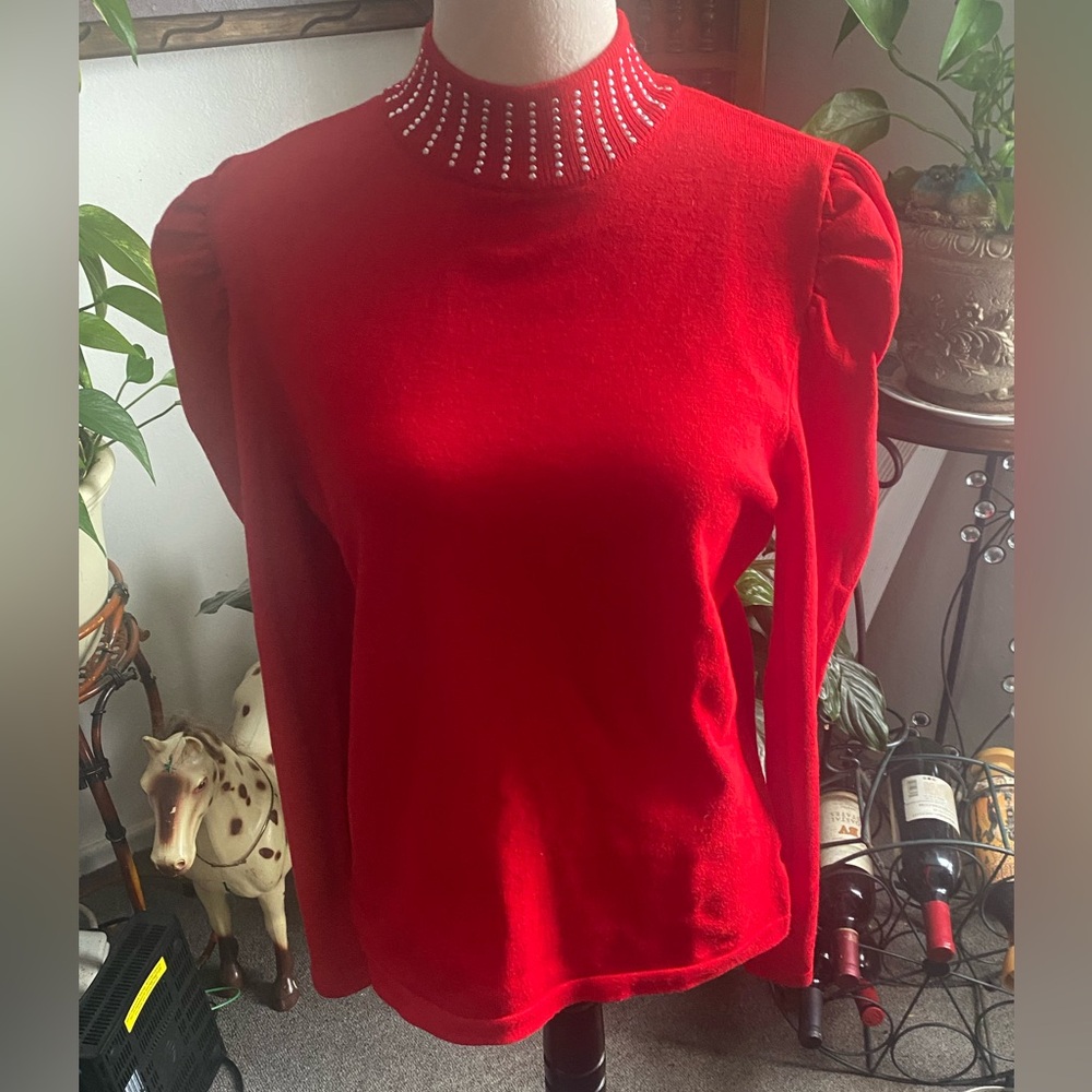 Questions Chic Red Beaded Women's Sweatshirt